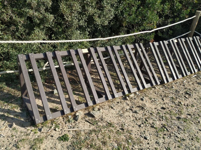 Detalle de APARCA BICIS JUD ECOLÓGICO DE PLÁSTICO RECICLADO