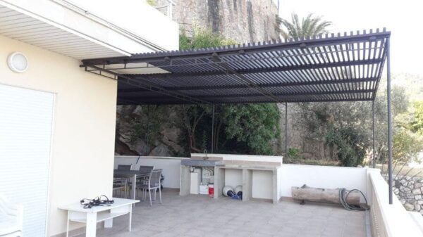 Detalle de Pérgola ecológica eco de plástico reciclado