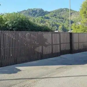 DETALLE DE VALLADO ECOLÓGICO NOR DE PLÁSTICO RECICLADO
