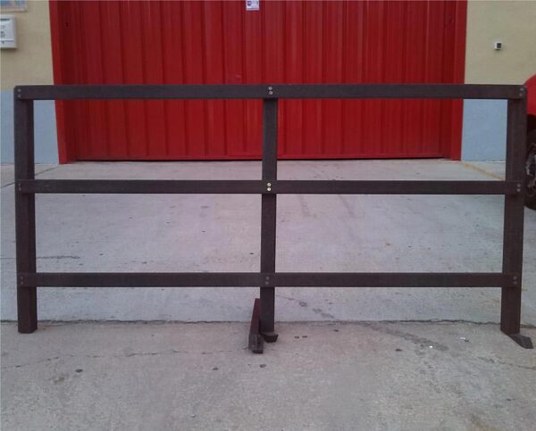 Vallado ecológico recto de plástico reciclado