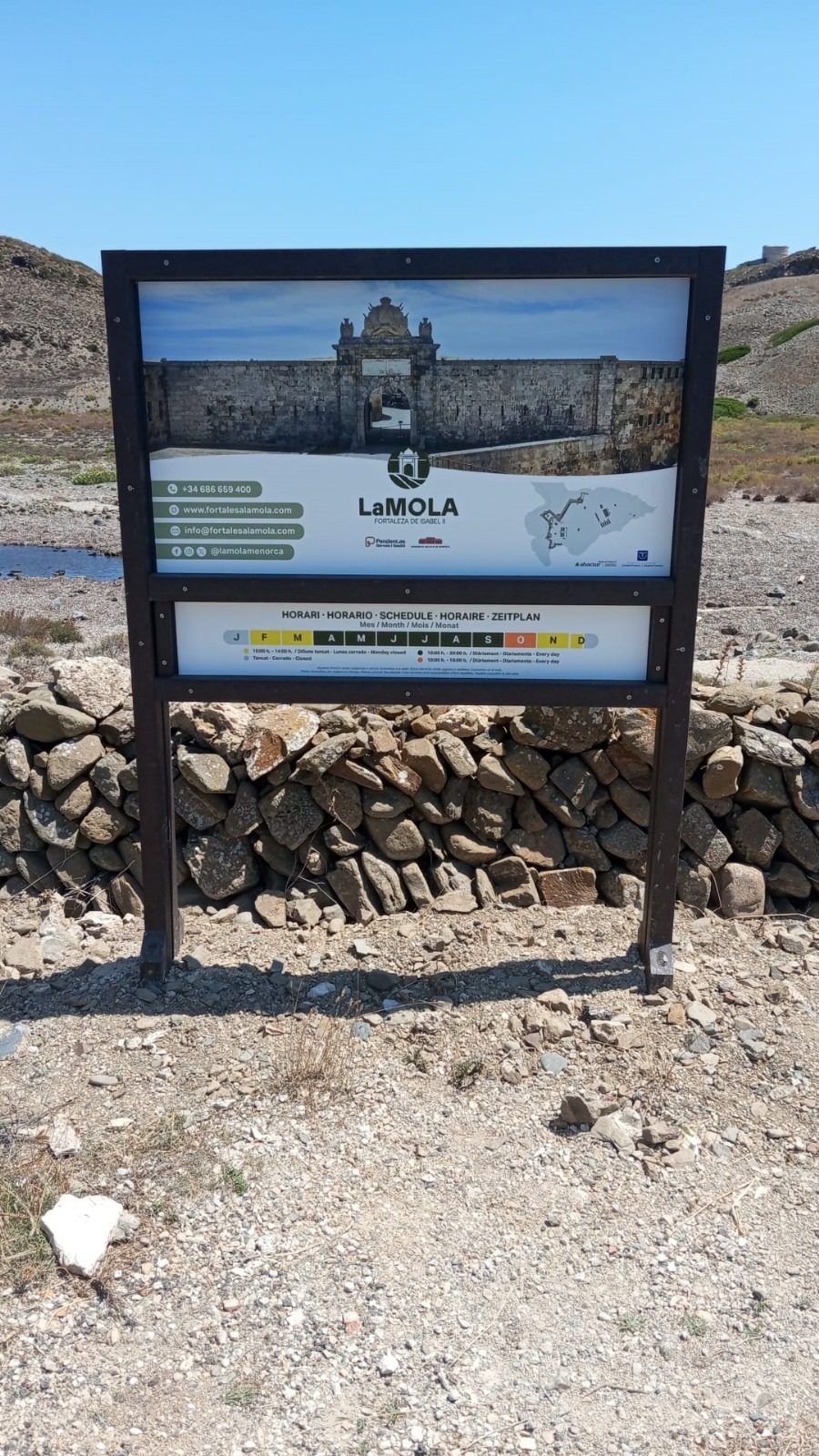 CARTEL INFORMATIVO ECOLÓGICO DE PLÁSTICO RECICLADO SIN TEJADO - Imagen 6