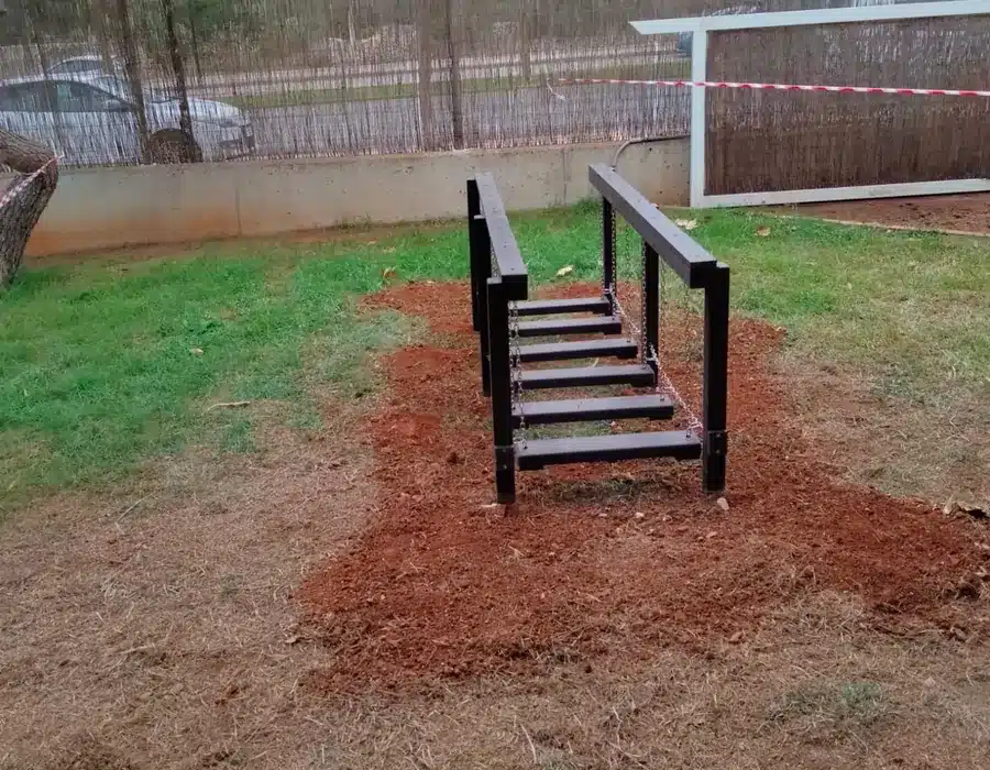 pasarela de equilibrio ecológica de plástico reciclado
