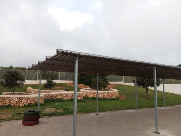 pérgola ecológica de plástico reciclado
