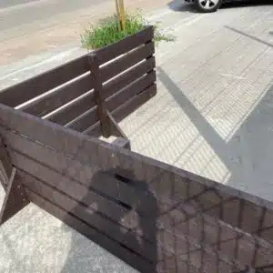 Vallado horizontal autopoertante ecológico de plástico reciclado