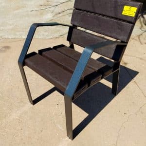 SILLA ECOLOGICA DE PLASTICO RECICLADO