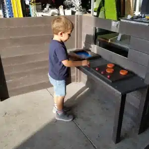 COCINA INFANTIL ECOLÓGICA DE PLÁSTICO RECICLADO