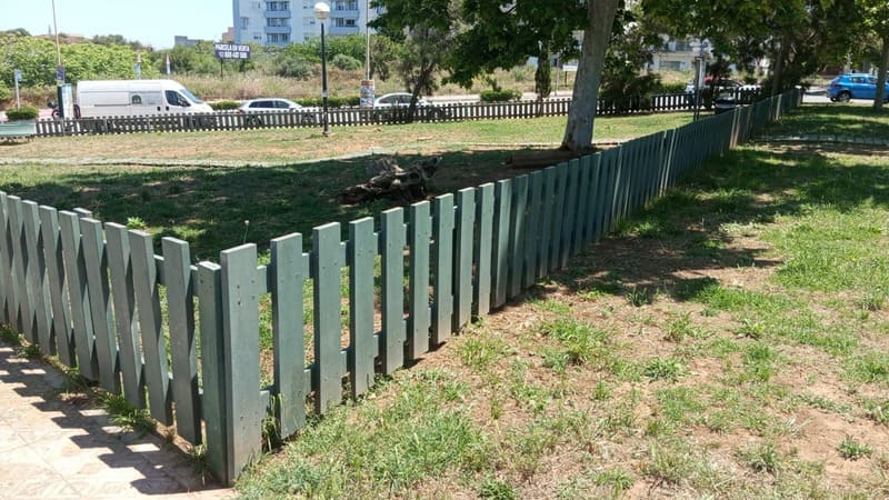 Detalle de Vallado Pipican Ecológico de Plástico Reciclado
