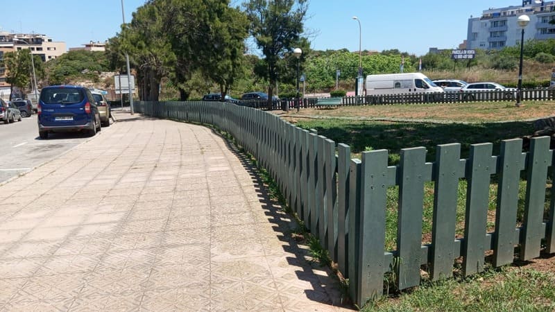 Detalle de Vallado Pipican Ecológico de Plástico Reciclado