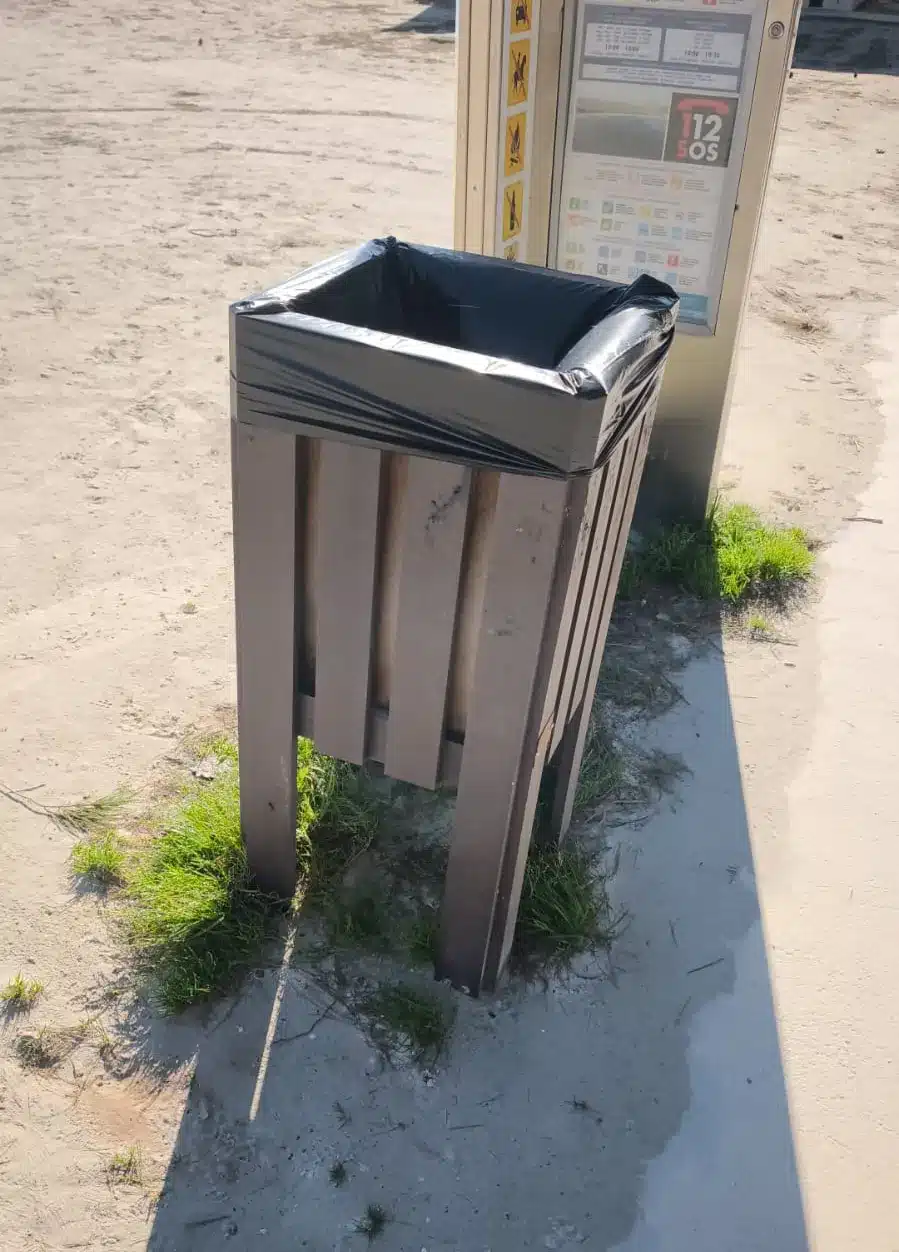 papelera alcudia ecologica de plastico reciclado